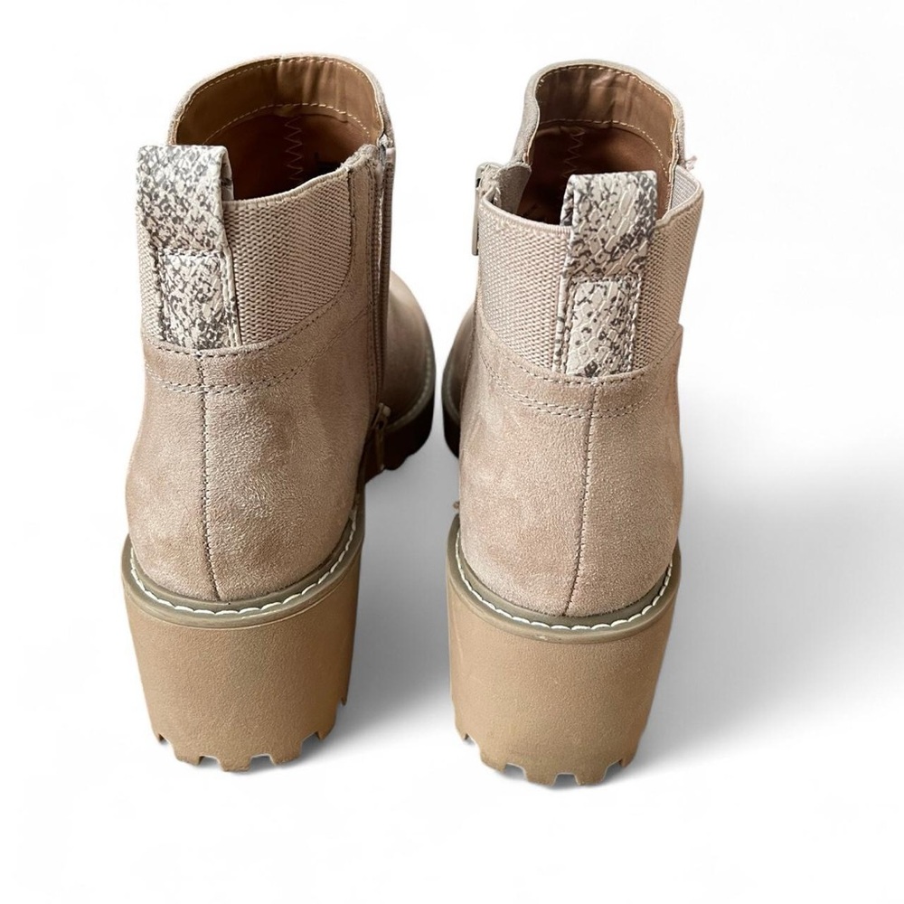Universal Thread Light Taupe Platform Lug Sole An… - image 2